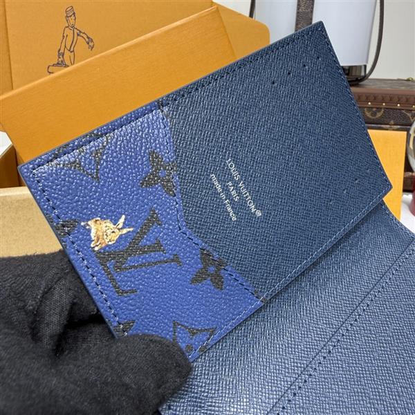 2026122105458421 270